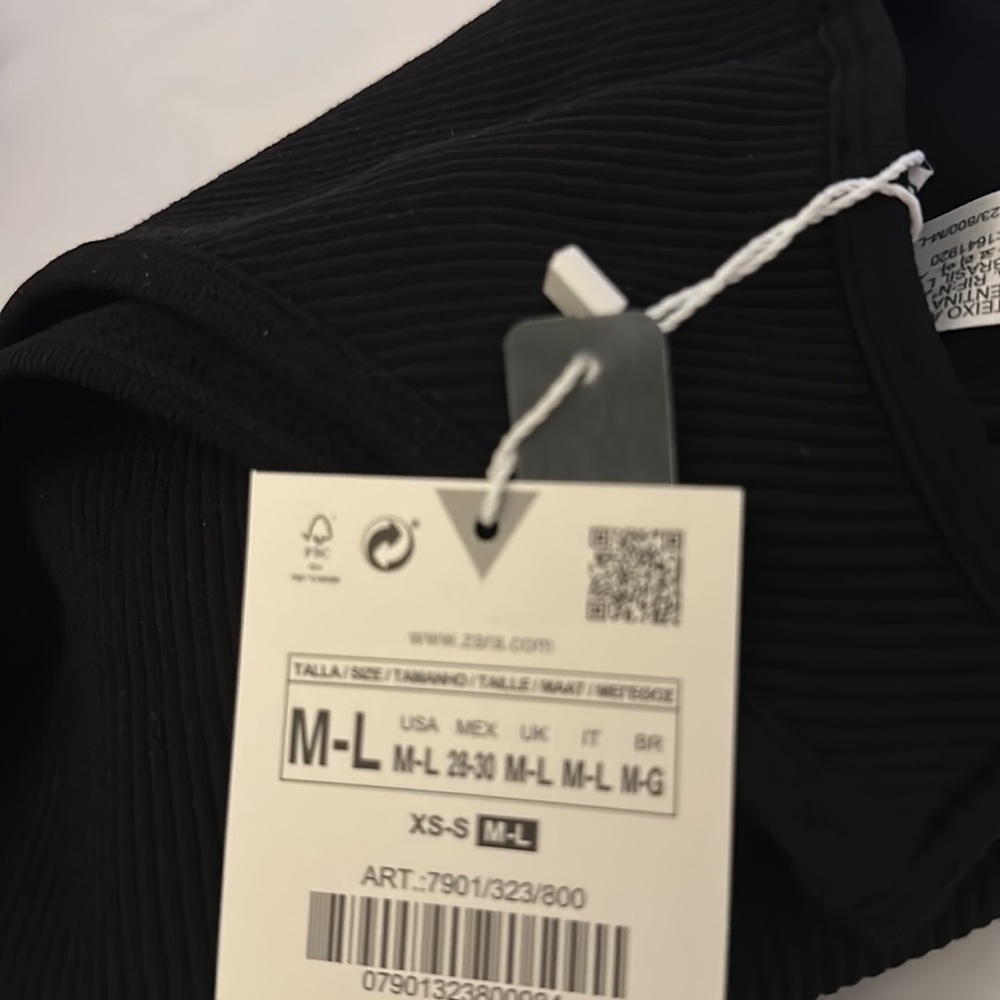 NEW ZARA SEAMLESS CUT-OUT DRESS - Picture 5 of 5